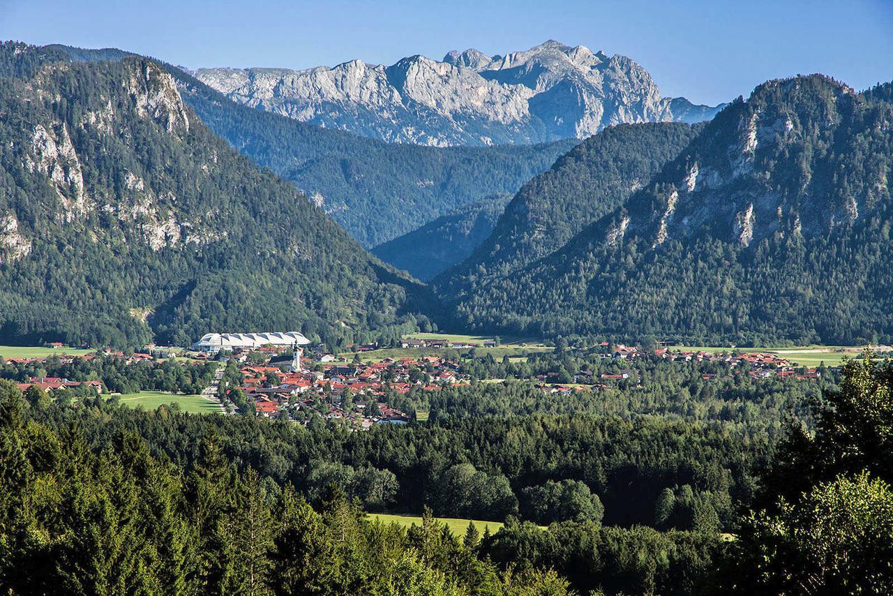 Ferienwohnungen Mit Bergblick 因泽尔 外观 照片